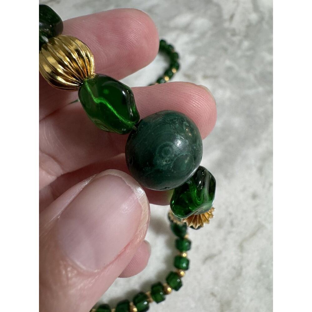 Vintage Green Glass Beaded Necklace Malachite Bead 32in Barrel Clasp - Picture 12 of 14